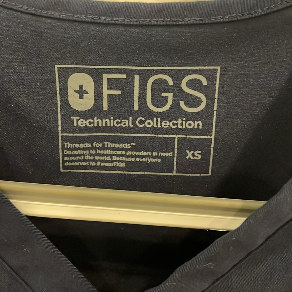 Figs Technical Collection Navy Top - image 2